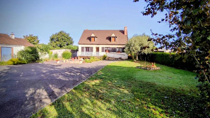 Maison - 155 m² - 7 pièces