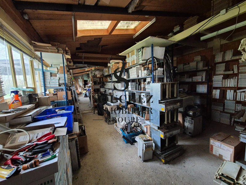 Maison - 180 m² - 5 pièces