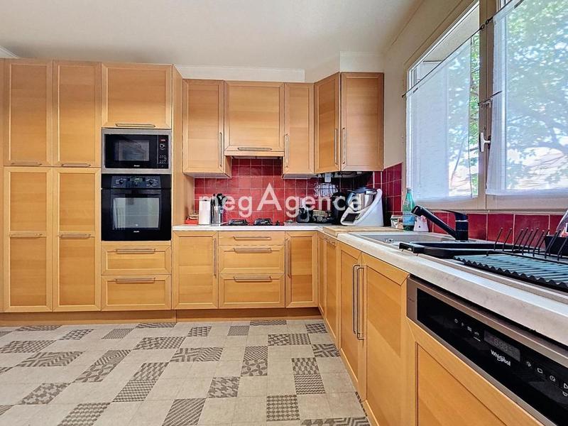 Maison - 135 m² - 6 pièces