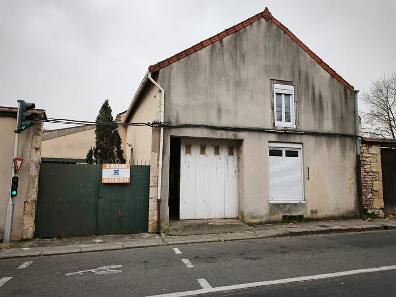 Local d'activité / Entrepôt - 96 m² - 2 pièces