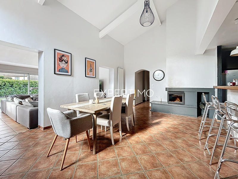 Maison - 180 m² - 6 pièces