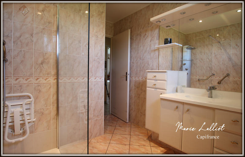 Maison - 165 m² - 10 pièces