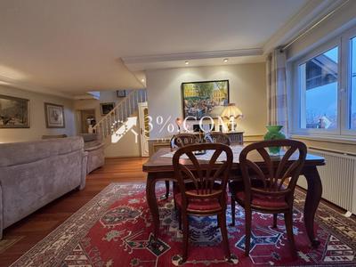 Demeure - 181 m² - 6 pièces