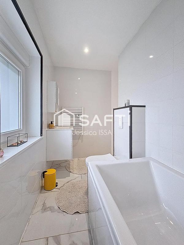 Maison - 108 m² - 5 pièces