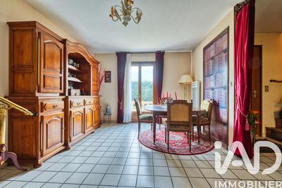 Maison - 110 m² - 4 pièces