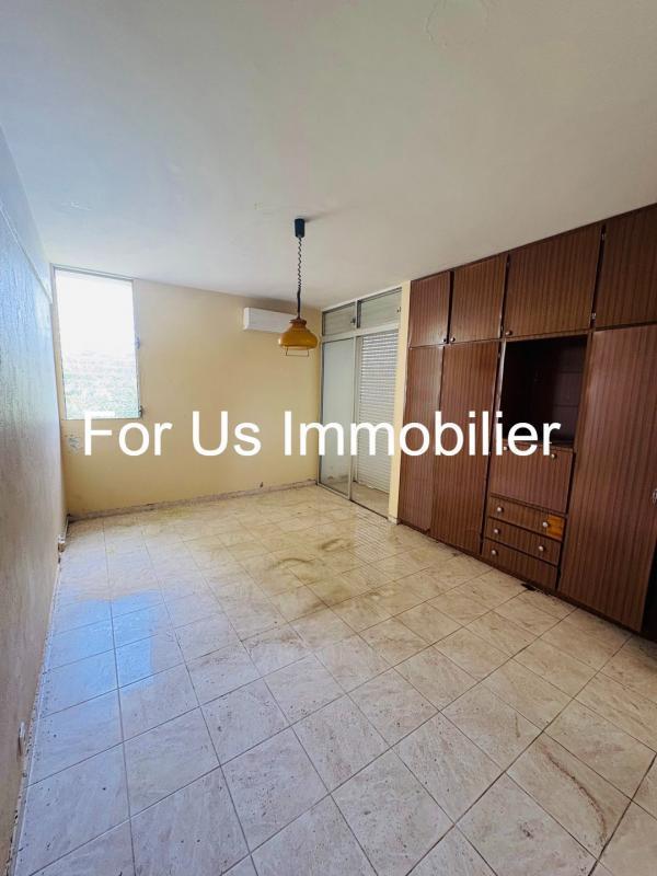 Maison - 262 m² - 8 pièces