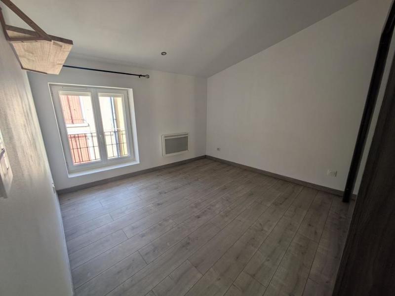 Appartement - 100 m² - 3 pièces