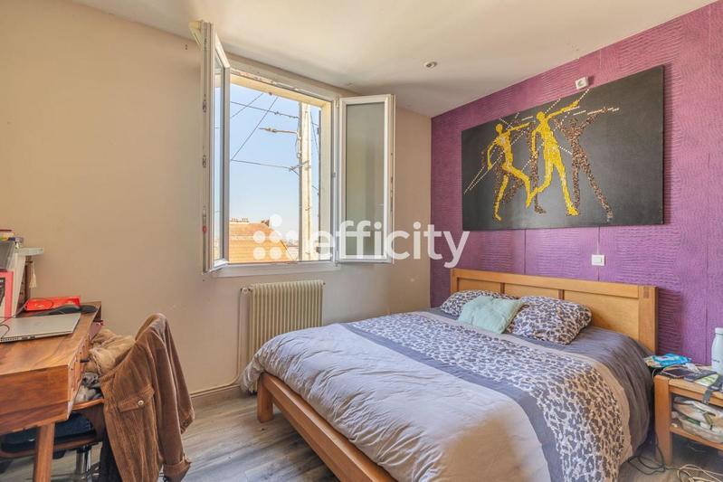 Maison - 115 m² - 6 pièces