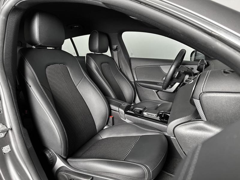 Mercedes Cla Shooting Brake 180d Full Led Cuir Chauff Camera Grand Gps Regul 8g-Dct 180 d