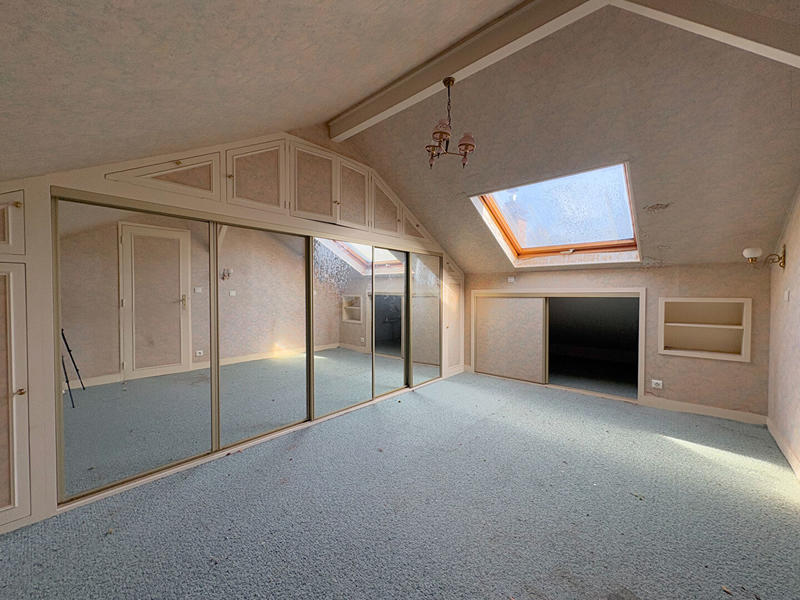 Maison - 122 m² - 5 pièces