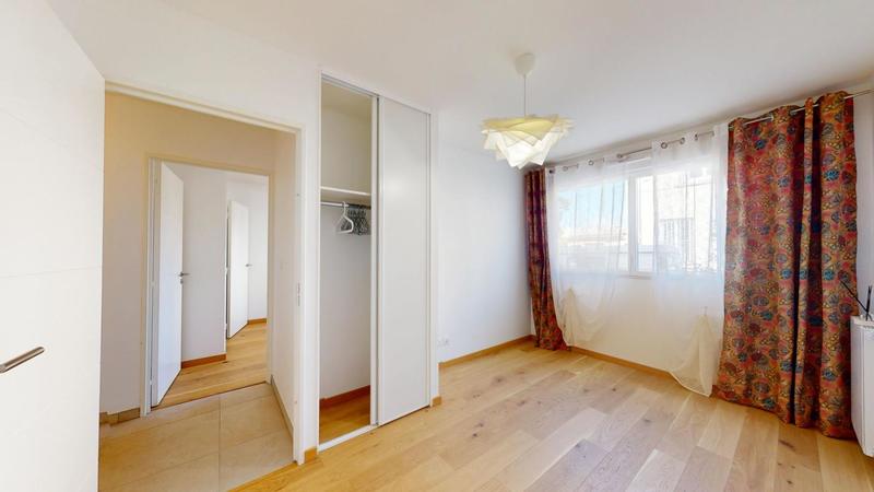 Appartement - 89 m² - 4 pièces