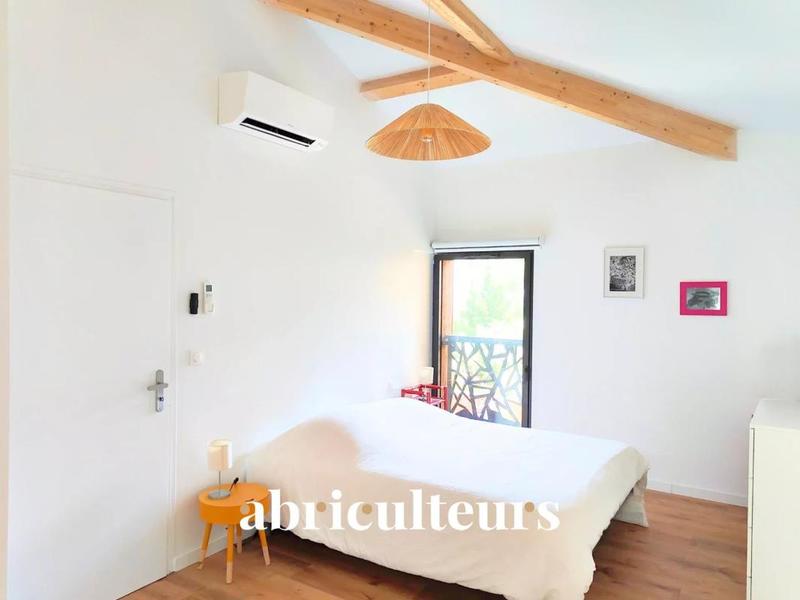 Maison - 169 m² - 6 pièces