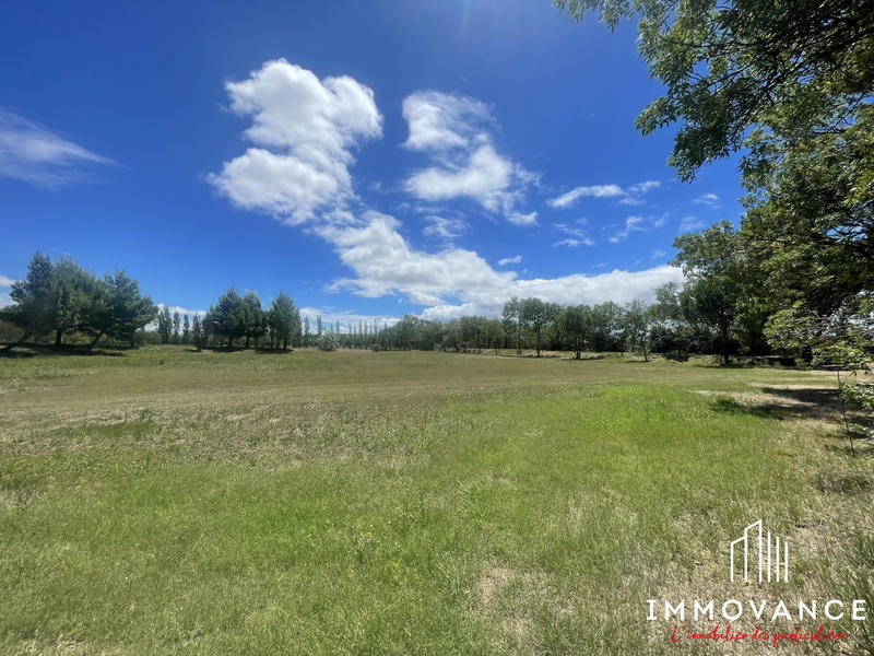 Maison - 747 m² - 23 pièces