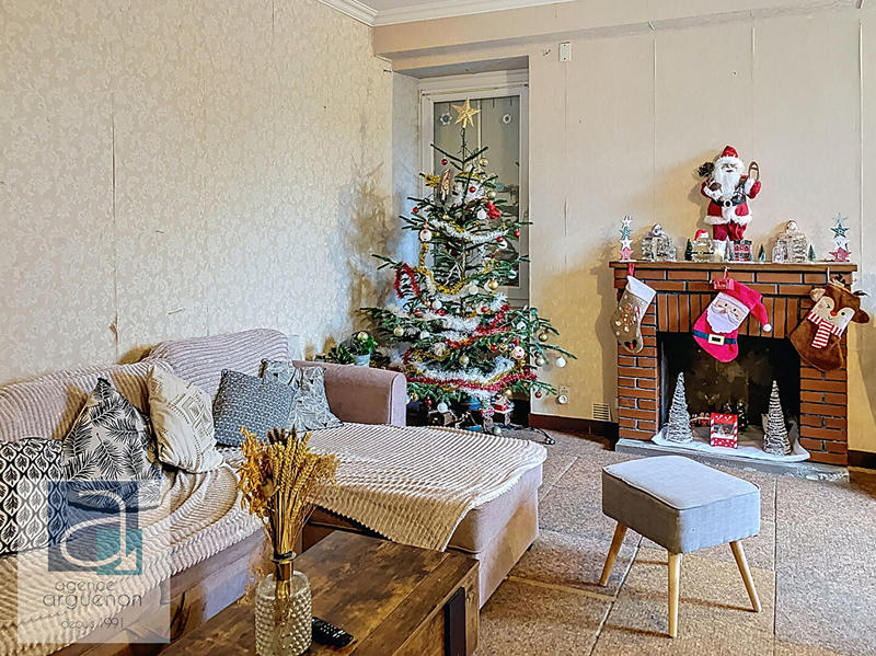 Maison - 93 m² - 5 pièces