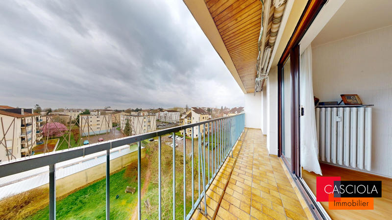 Appartement - 75 m² - 4 pièces