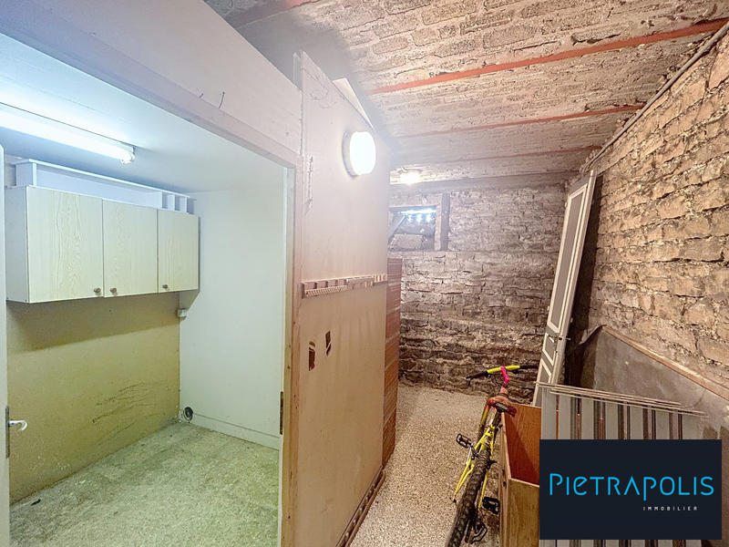 Appartement - 141 m² - 6 pièces