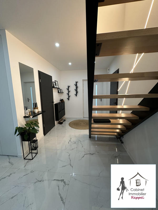 Maison - 105 m² - 4 pièces