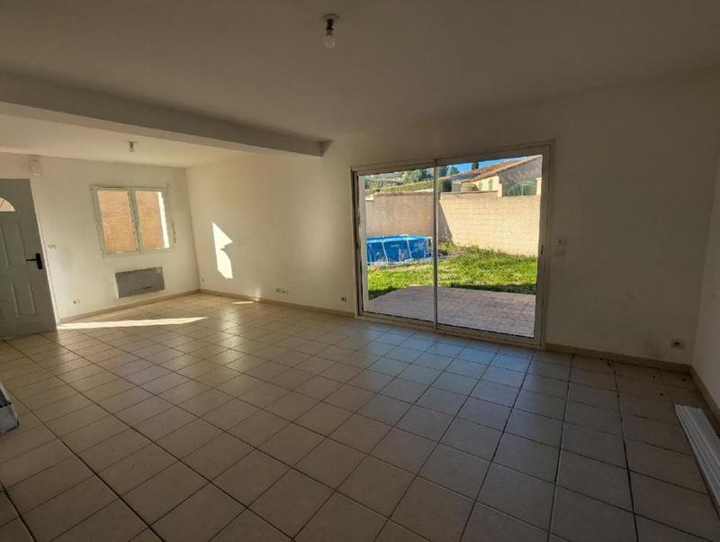 Maison - 99 m² - 5 pièces
