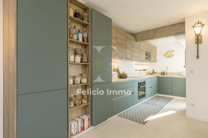 Appartement - 81 m² - 4 pièces