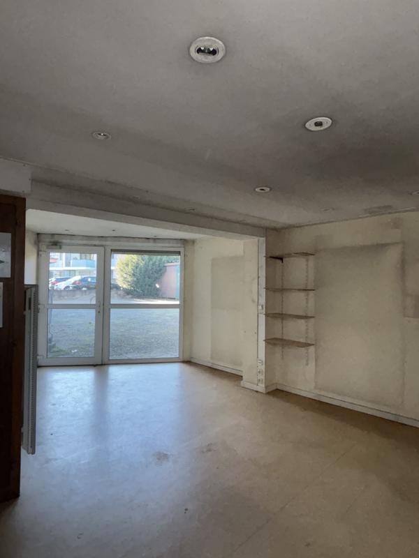 Local d'activités - 61 m² - 2 pièces