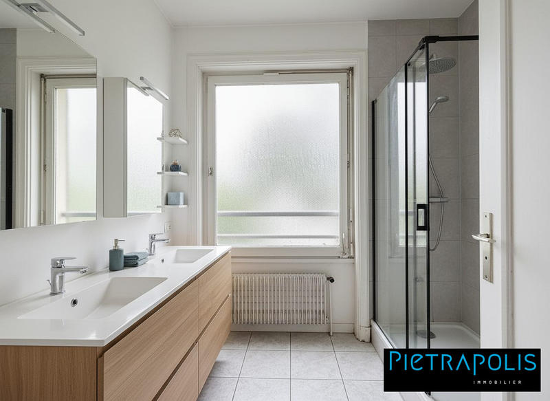 Appartement - 83 m² - 3 pièces