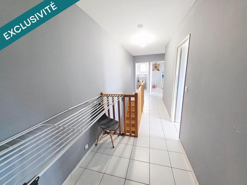 Maison - 216 m² - 8 pièces