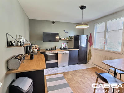 Maison ancienne - 178 m² - 8 pièces