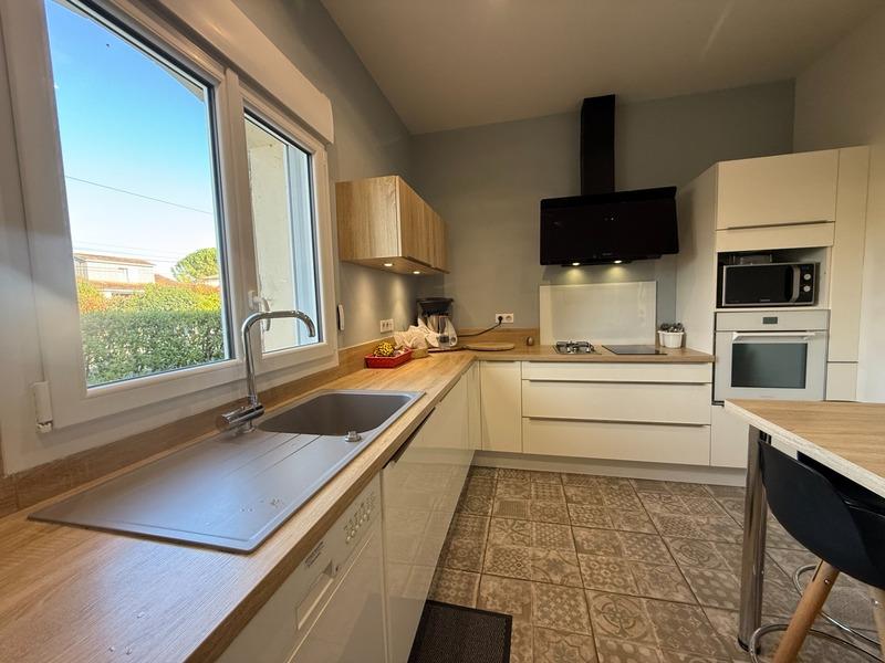 Maison - 229 m² - 8 pièces