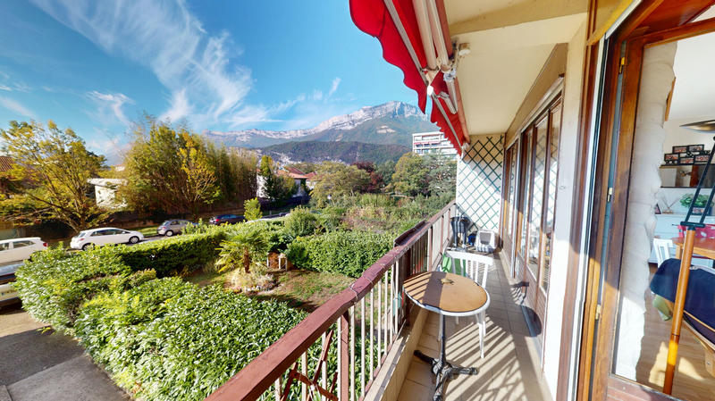 Appartement - 92 m² - 3 pièces