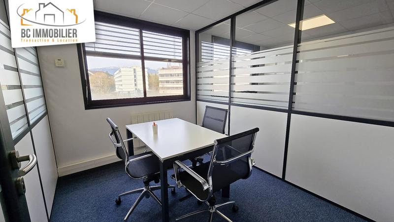 Bureau - 71 m²