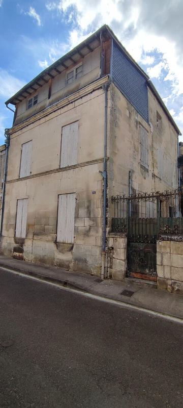 Maison - 90 m² - 2 pièces