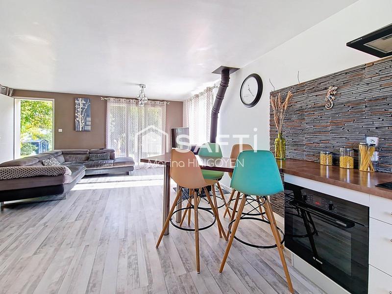 Maison - 90 m² - 5 pièces