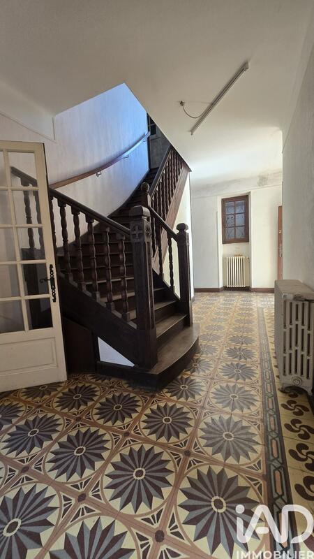 Maison - 187 m² - 5 pièces