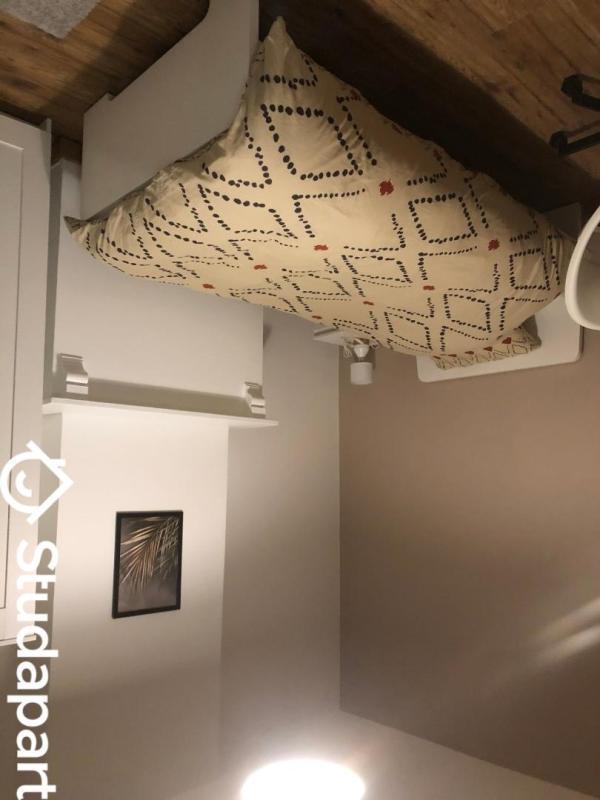 Chambre - 15 m² - 1 pièce