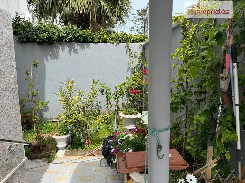 Villa - 400 m² - 12 pièces