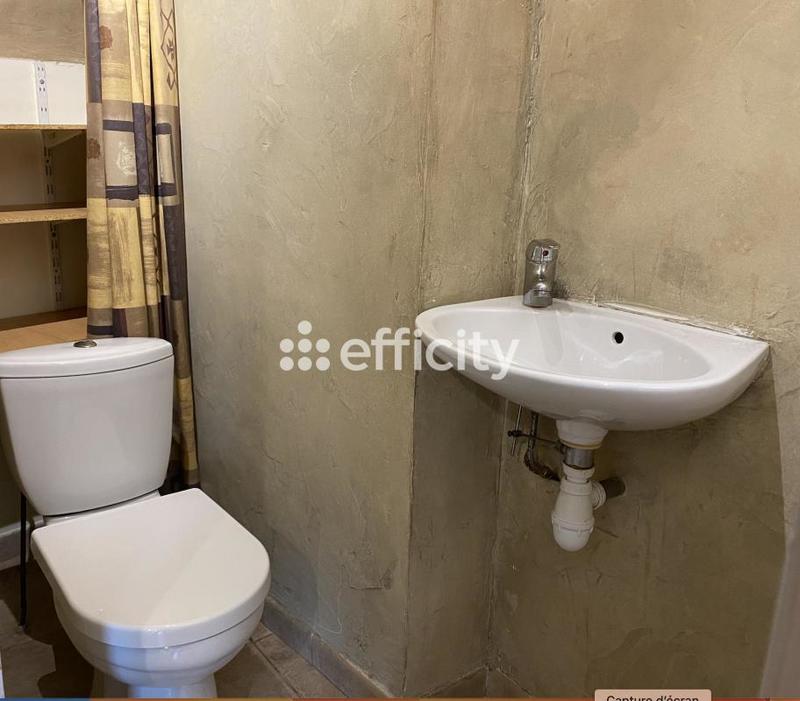 Maison - 99 m² - 5 pièces