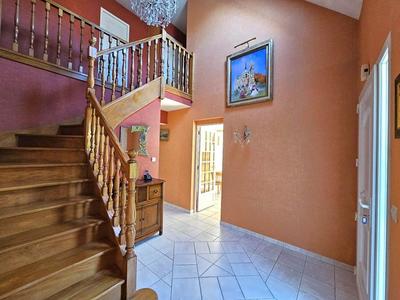 Maison - 121 m² - 5 pièces