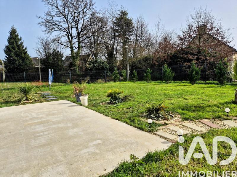 Maison - 99 m² - 5 pièces