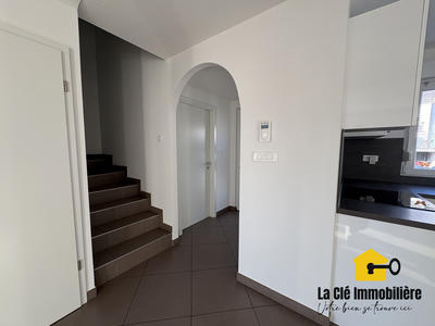Maison - 92 m² - 5 pièces