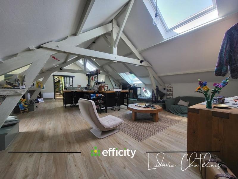 Maison - 395 m² - 7 pièces