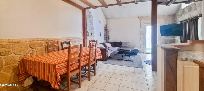 Maison - 93 m² - 4 pièces