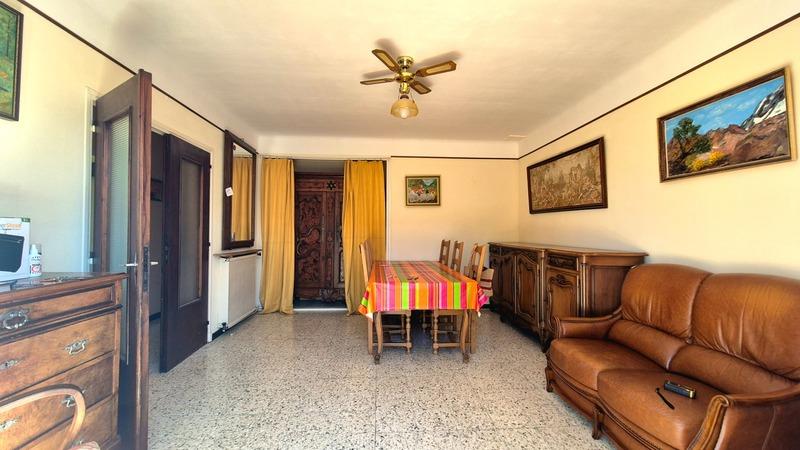 Maison - 121 m² - 7 pièces