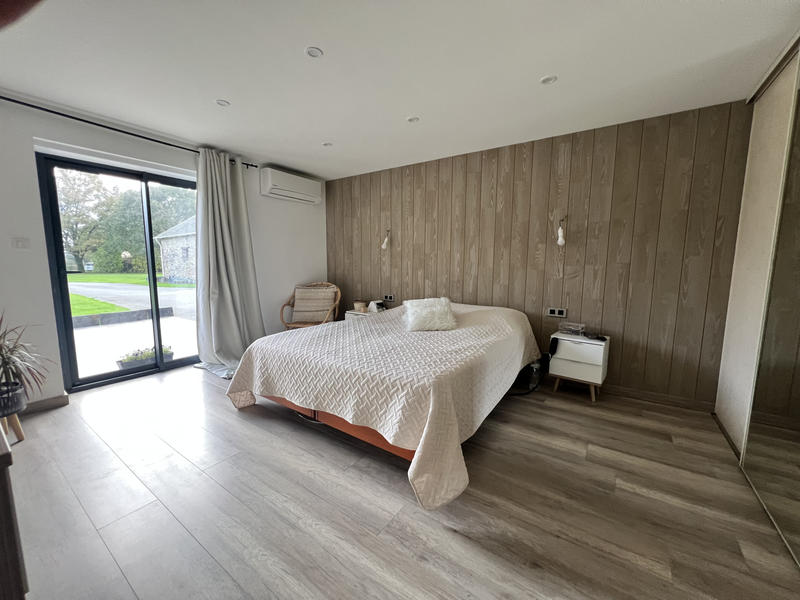 Maison - 167 m² - 6 pièces