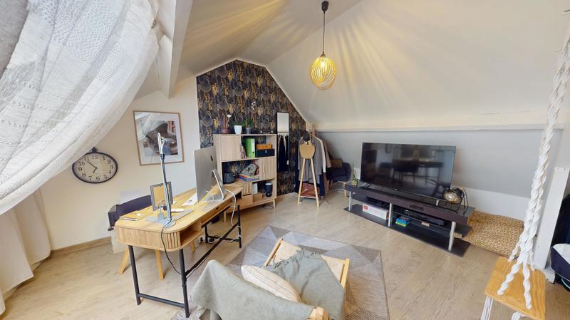 Maison - 160 m² - 8 pièces