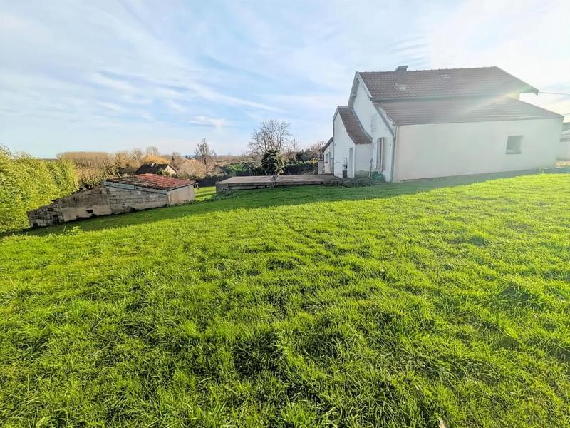 Maison - 140 m² - 5 pièces