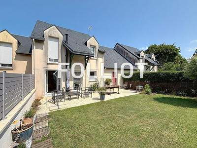 Maison - 104 m² - 5 pièces