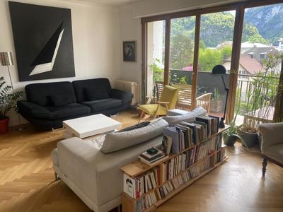 Appartement - 103 m² - 5 pièces