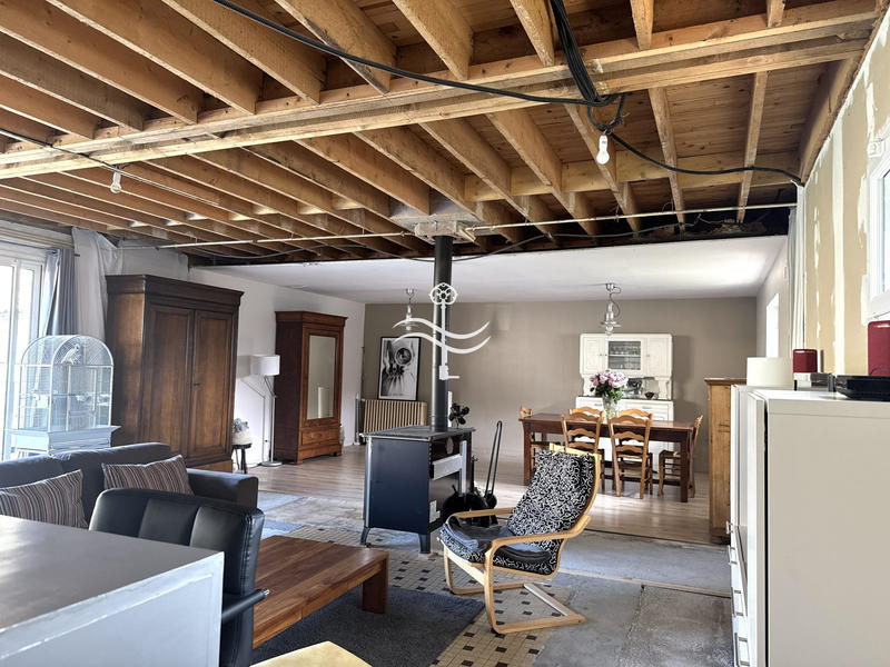 Maison ancienne - 175 m² - 6 pièces