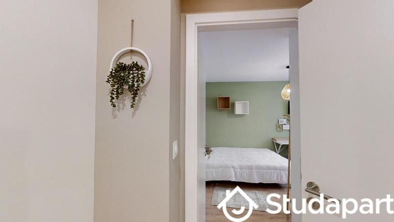 Chambre - 10 m² - 1 pièce