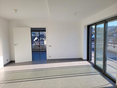 Appartement - 180 m² - 7 pièces